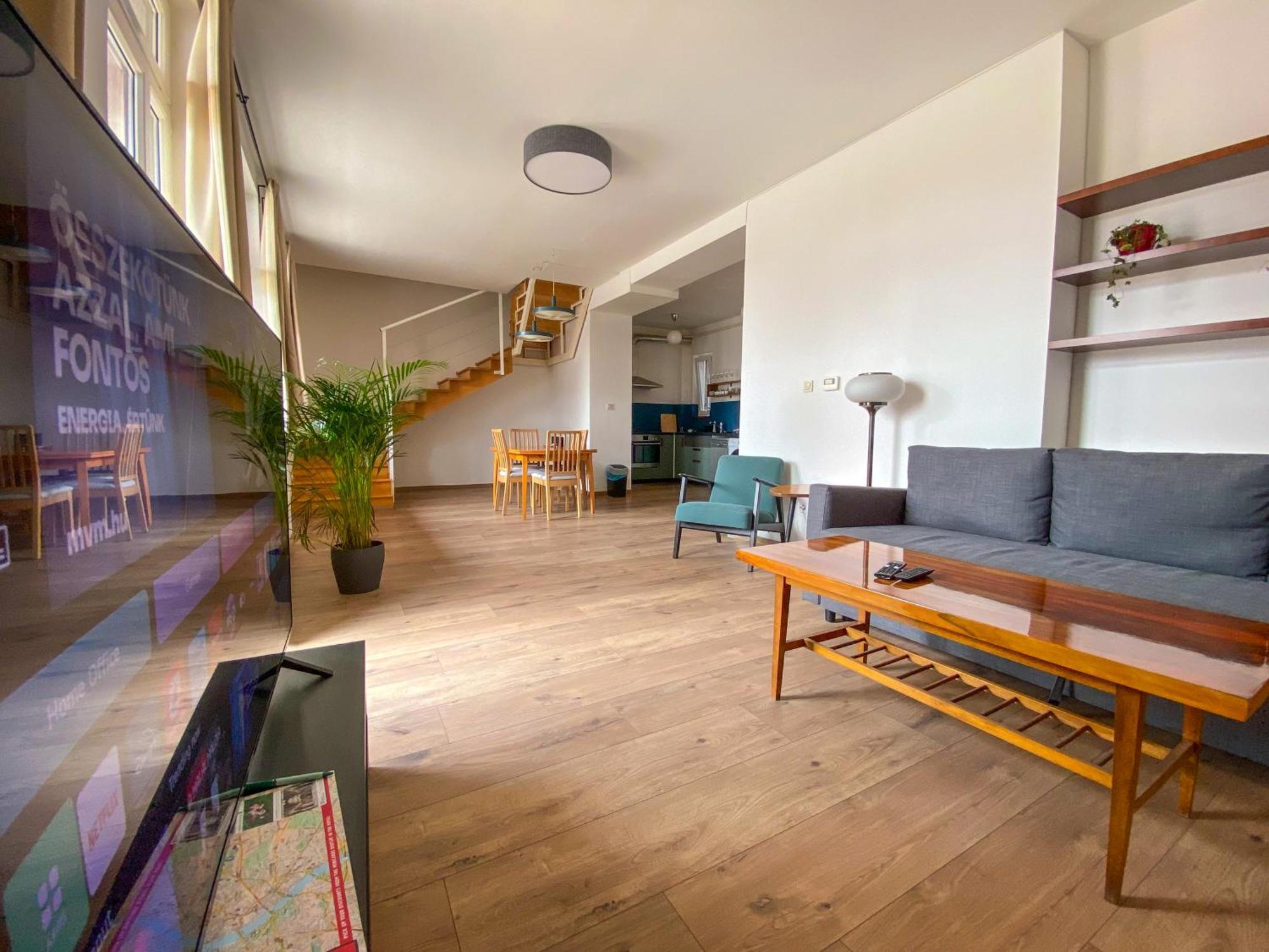Spacious 2 Story Loft W Balcony Near Opera, Andrassy Βουδαπέστη Εξωτερικό φωτογραφία