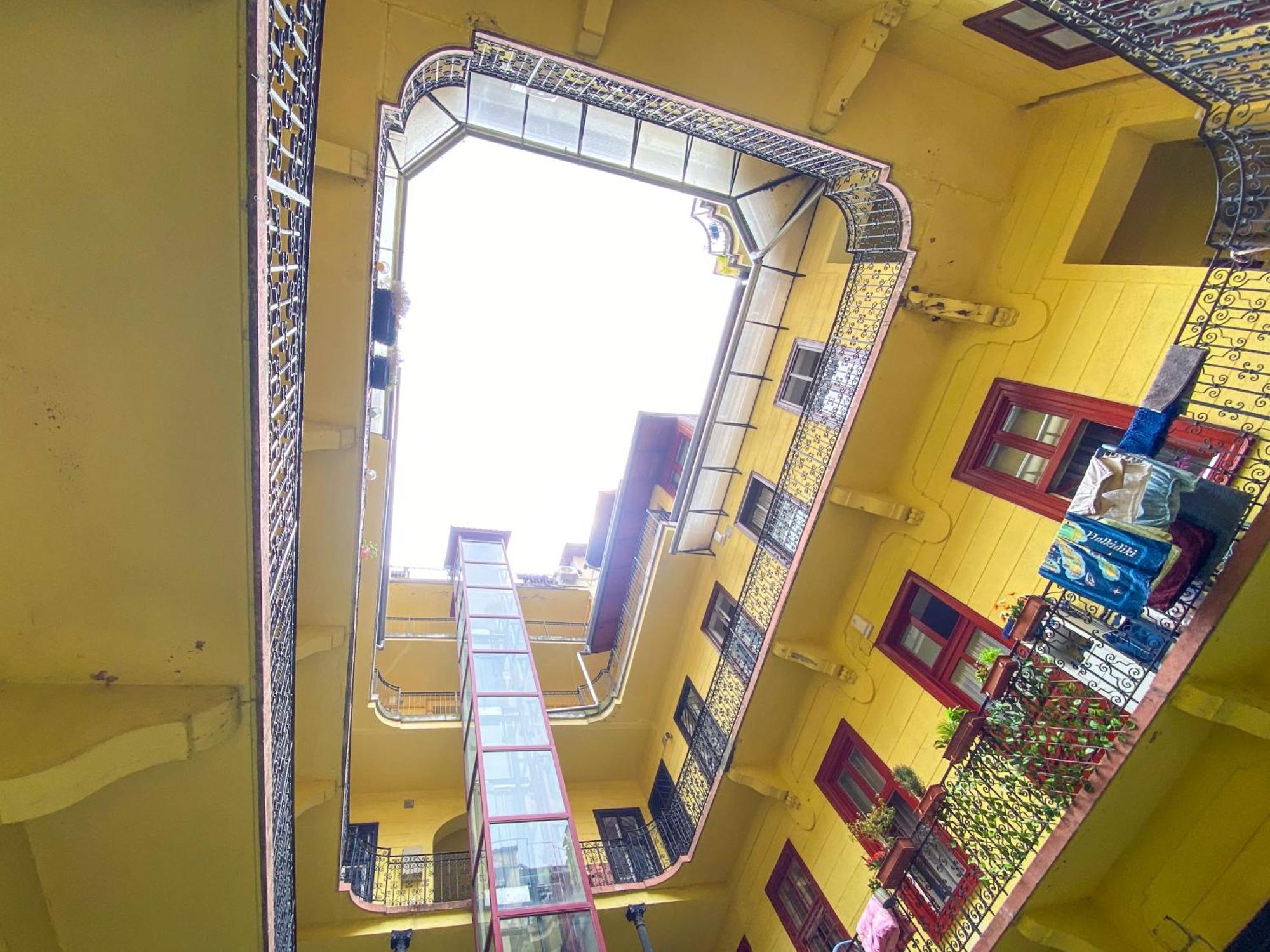Spacious 2 Story Loft W Balcony Near Opera, Andrassy Βουδαπέστη Εξωτερικό φωτογραφία
