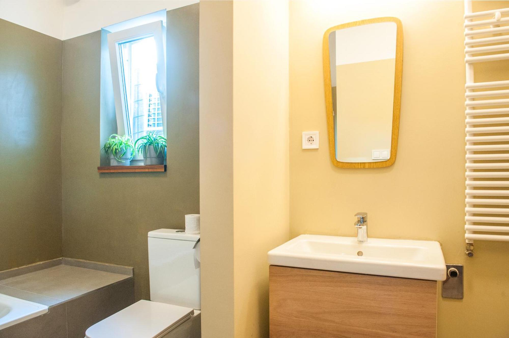 Spacious 2 Story Loft W Balcony Near Opera, Andrassy Βουδαπέστη Εξωτερικό φωτογραφία