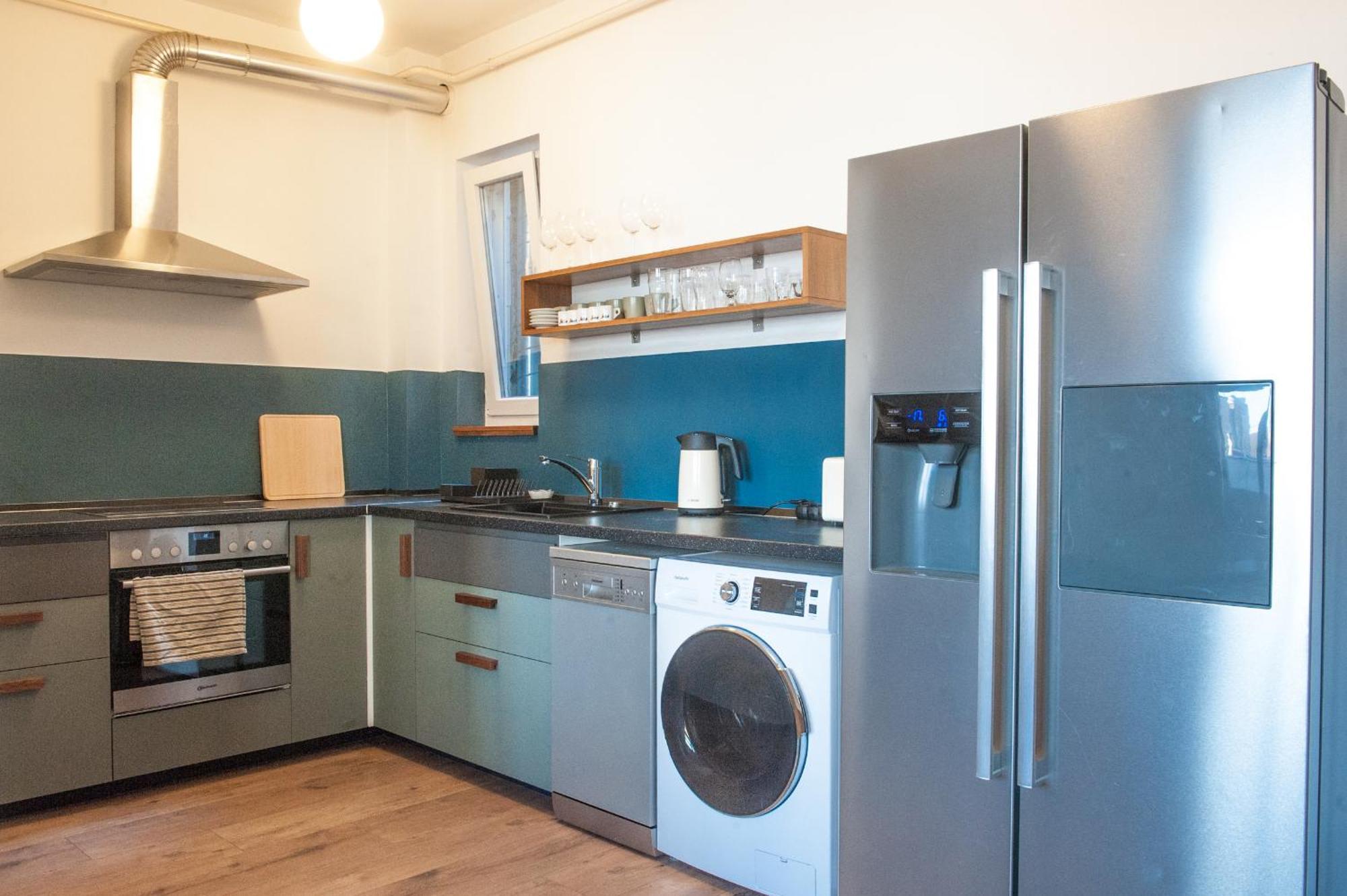 Spacious 2 Story Loft W Balcony Near Opera, Andrassy Βουδαπέστη Εξωτερικό φωτογραφία